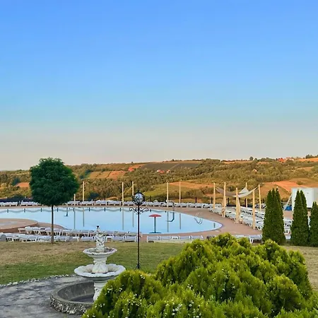 Aleksandar Θέρετρο